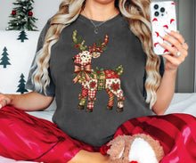 Load image into Gallery viewer, Patchwork reindeer