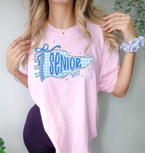 Load image into Gallery viewer, Senior gingham flag