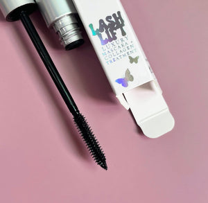 Lash Lift- Luxury Mascara w/ collagen treatment