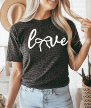 Load image into Gallery viewer, Love bow