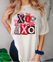Load image into Gallery viewer, XOXO collage