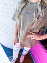 Load image into Gallery viewer, Oversized acid wash tee's