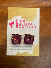 Load image into Gallery viewer, Stud Earrings