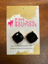 Load image into Gallery viewer, Stud Earrings