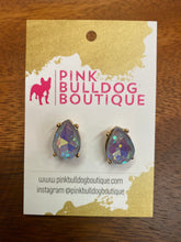 Load image into Gallery viewer, Stud Earrings