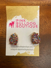 Load image into Gallery viewer, Stud Earrings