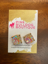 Load image into Gallery viewer, Stud Earrings