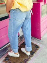 Load image into Gallery viewer, Slouchy Crop Barrel Jeans With Double Waistband
