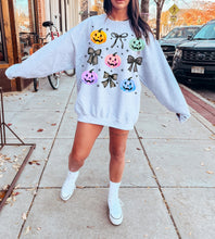 Load image into Gallery viewer, Colorful pumpkin bow tee
