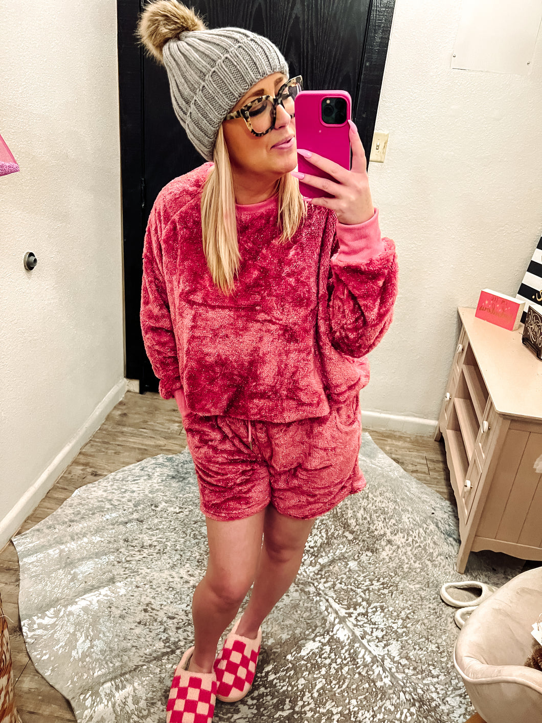 Fuzzy metallic lounge set