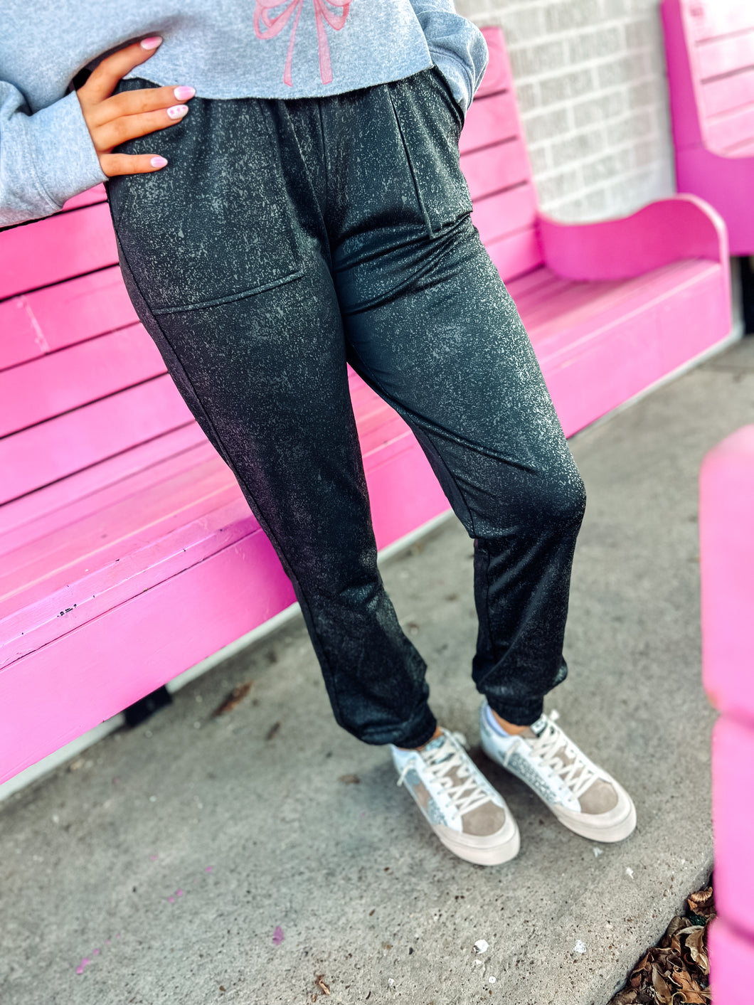 Pebble joggers