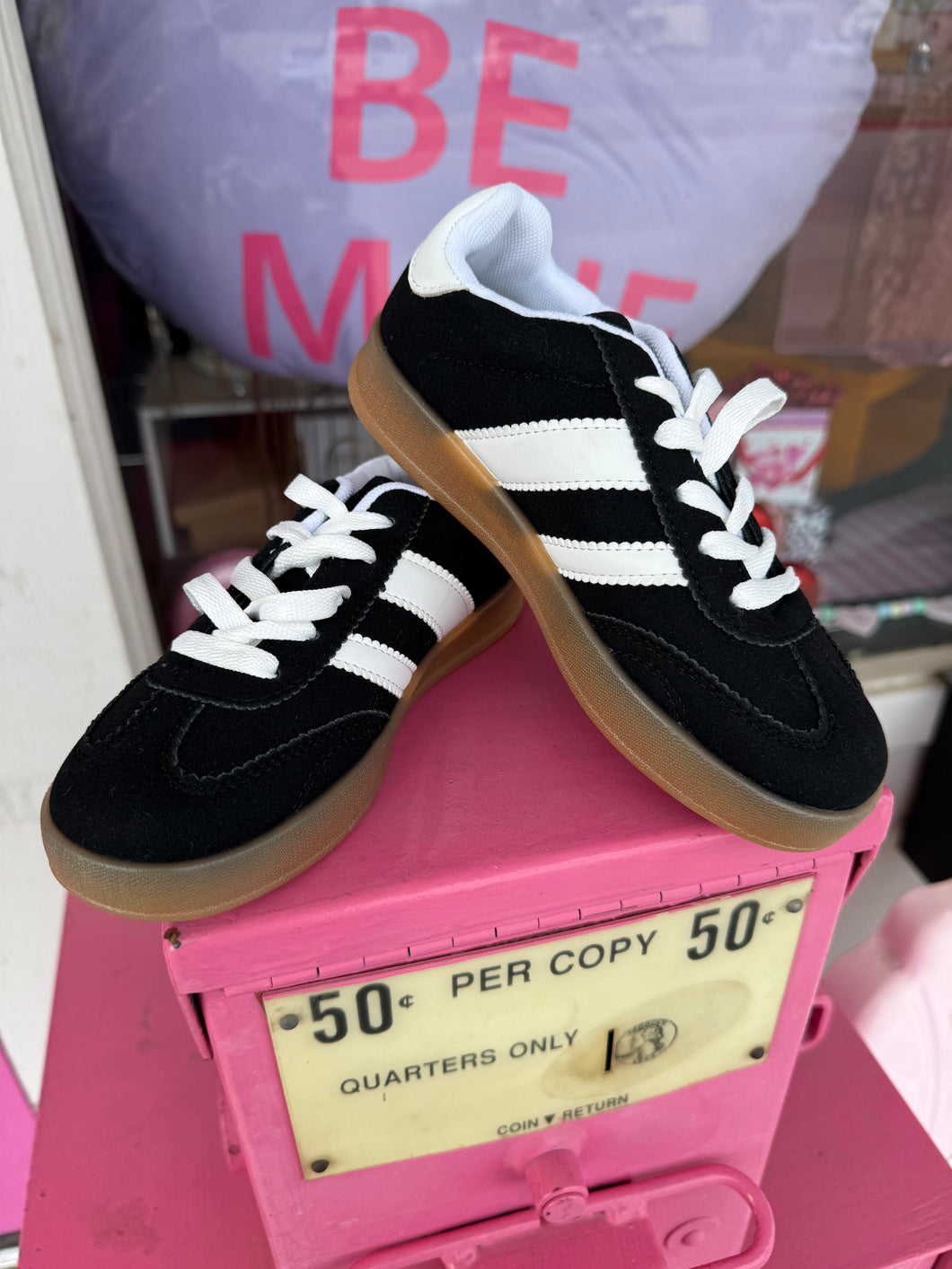 Stripe sneakers- Youth
