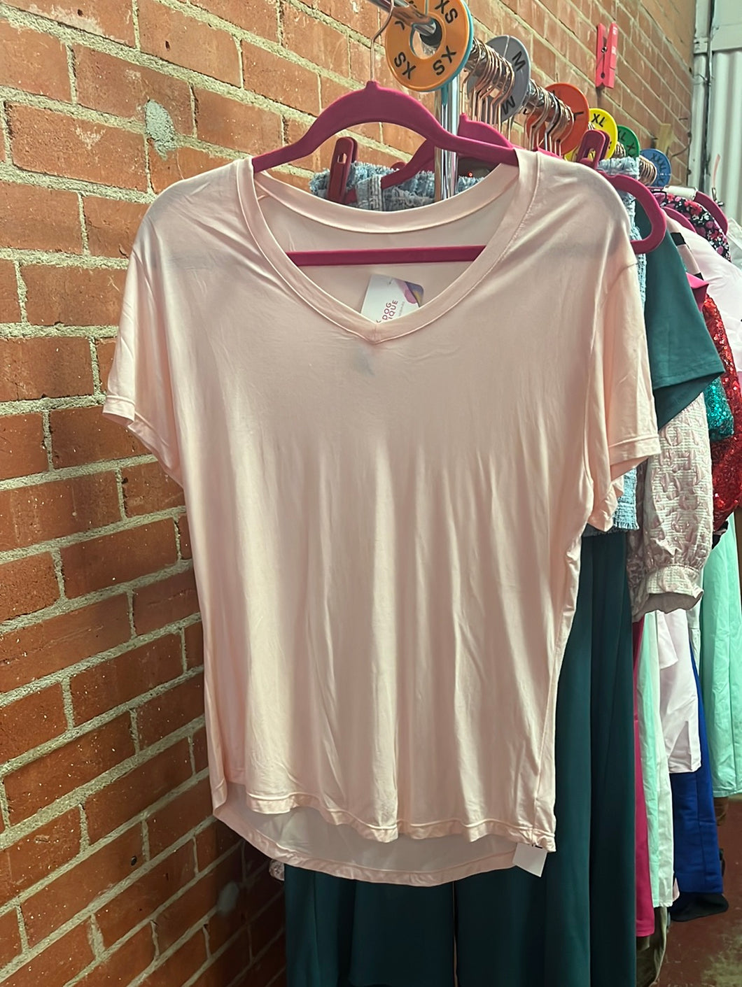 peach Zyia Womens Graphic Tee, Medium