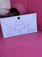 Load image into Gallery viewer, Gold pearl necklace

