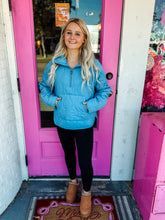 Load image into Gallery viewer, Quilted Half Zip High Neck Pullover
