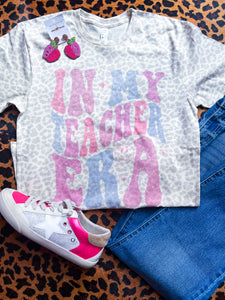 Natural leopard in my teacher era tee