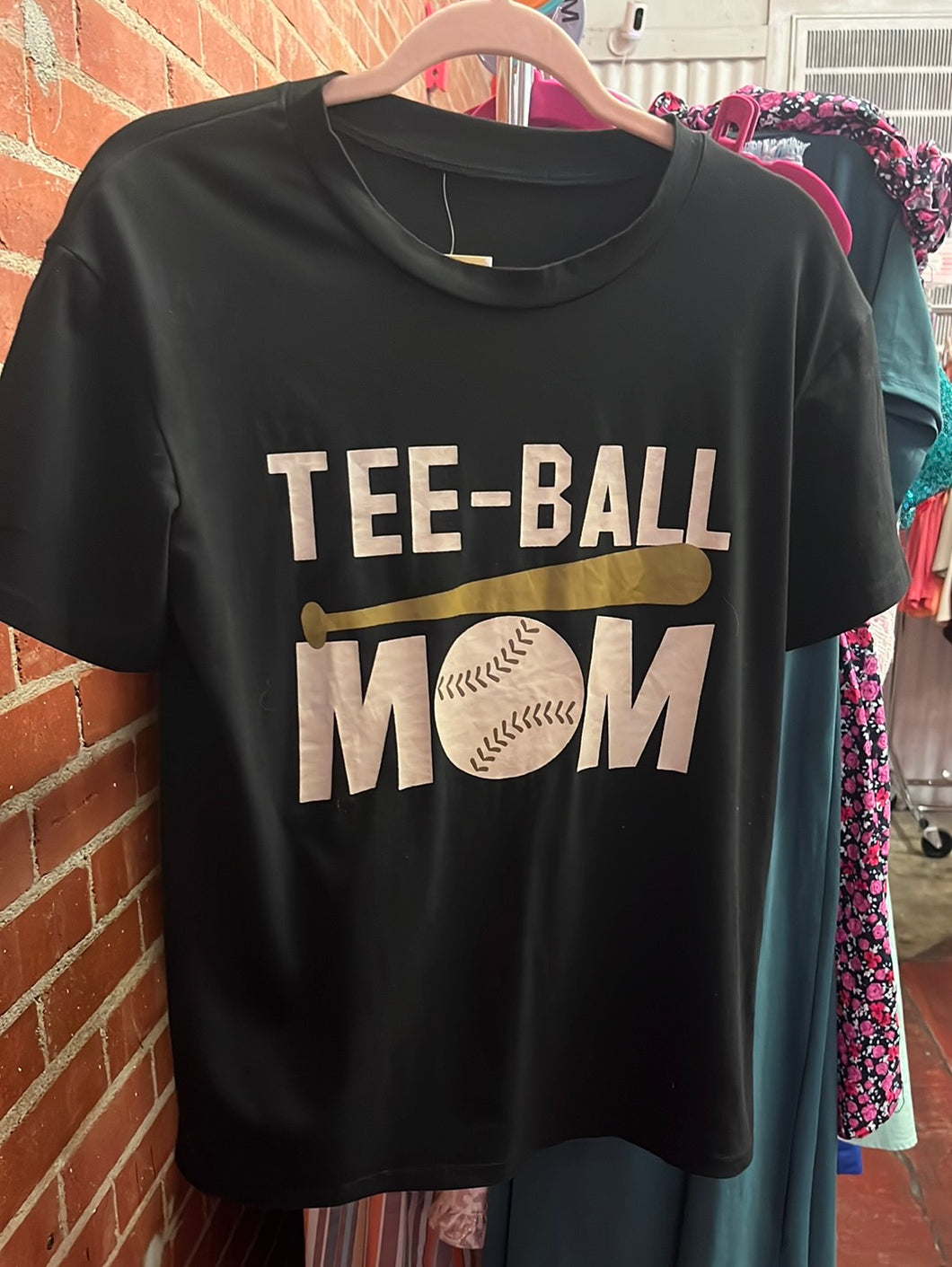 Black Pink Bulldog Womens Graphic Tee, Medium