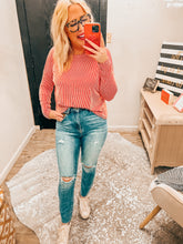 Load image into Gallery viewer, Ribbed long Sleeve Crop
