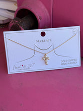 Load image into Gallery viewer, Gold pearl necklace
