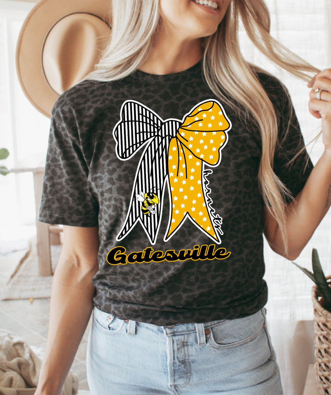 Gatesville Hornets Star Bow Tee
