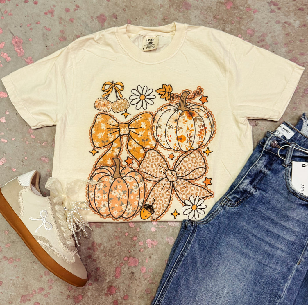 Pumpkin & Bow tee