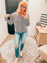Load image into Gallery viewer, Ribbed long Sleeve Crop

