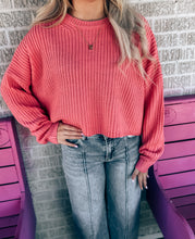 Load image into Gallery viewer, Cropped Knit Sweater With Crew Neck
