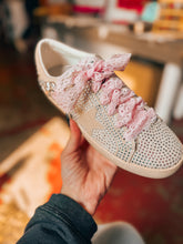 Load image into Gallery viewer, Sheer/lace shoe laces
