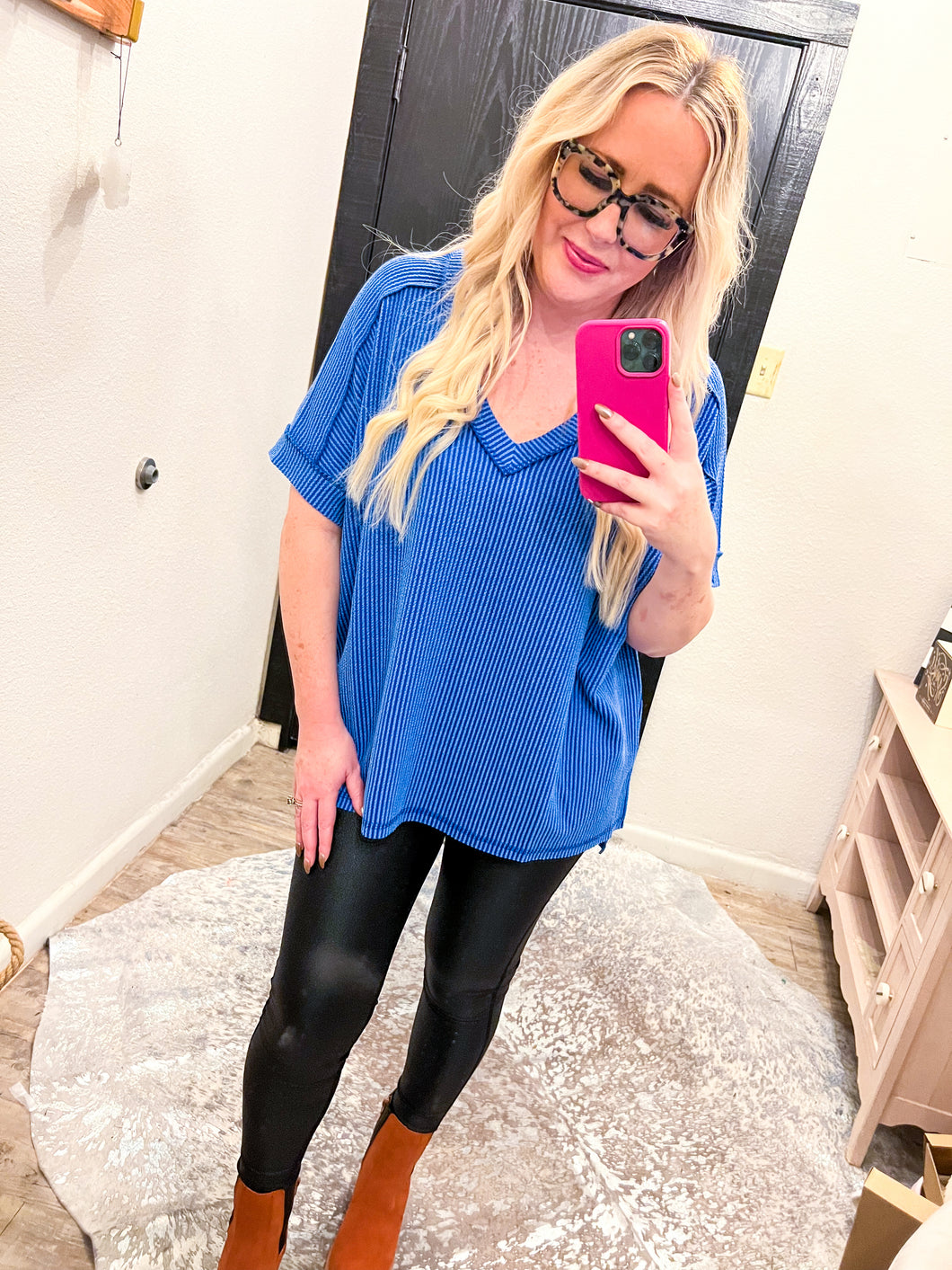 Oversized V Neck ribbed tee