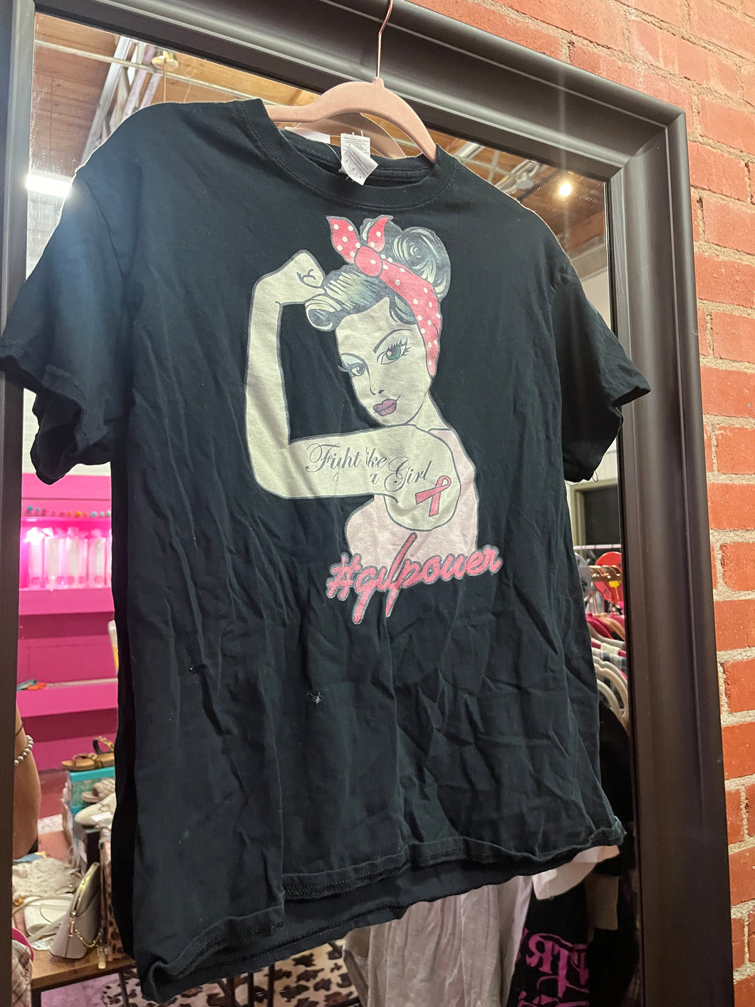 Black Pink Bulldog fight like a girl, Medium