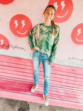 Load image into Gallery viewer, Bleached sweatshirt
