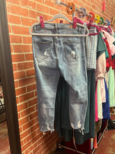 Load image into Gallery viewer, Denim H&amp;M Jeans, 5
