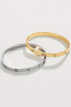 Load image into Gallery viewer, Gold bracelets

