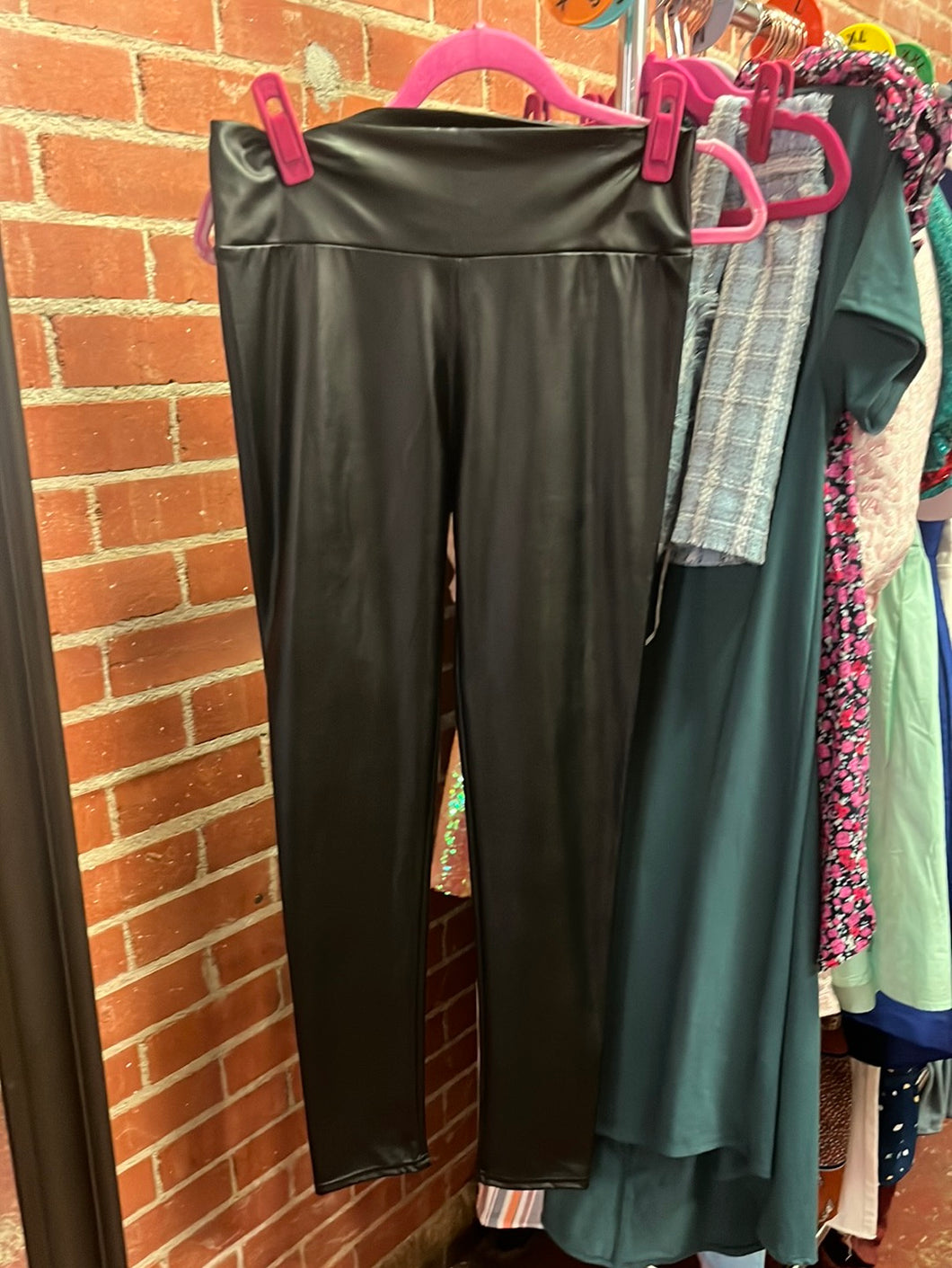 Black Pink Bulldog Leggings, Large