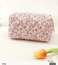 Load image into Gallery viewer, Quilted Floral Cosmetic Pouch Bag
