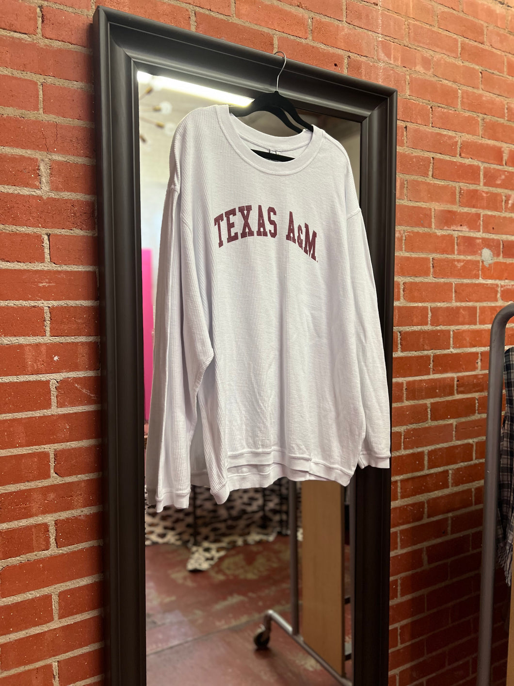 White chicka-d texas A&M, XL