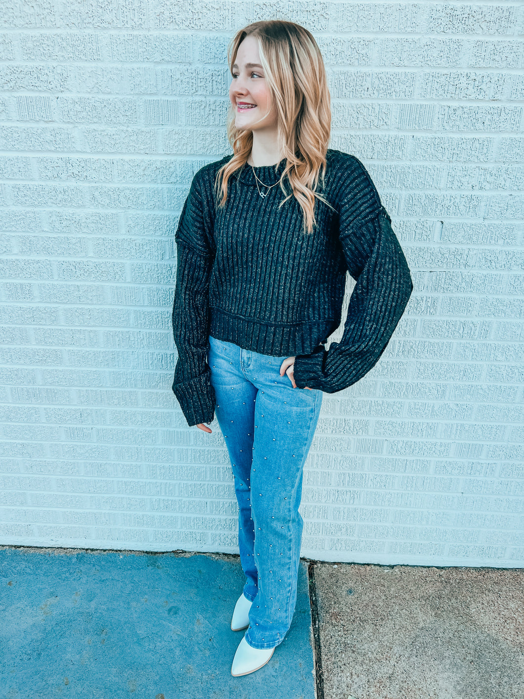 Oversized ribbed black knit sweater