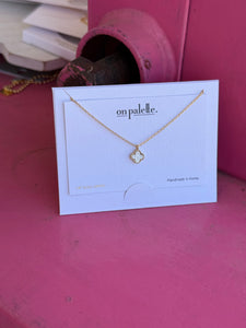 Gold clover necklace