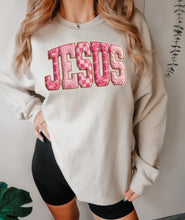 Load image into Gallery viewer, Jesus bow checkered
