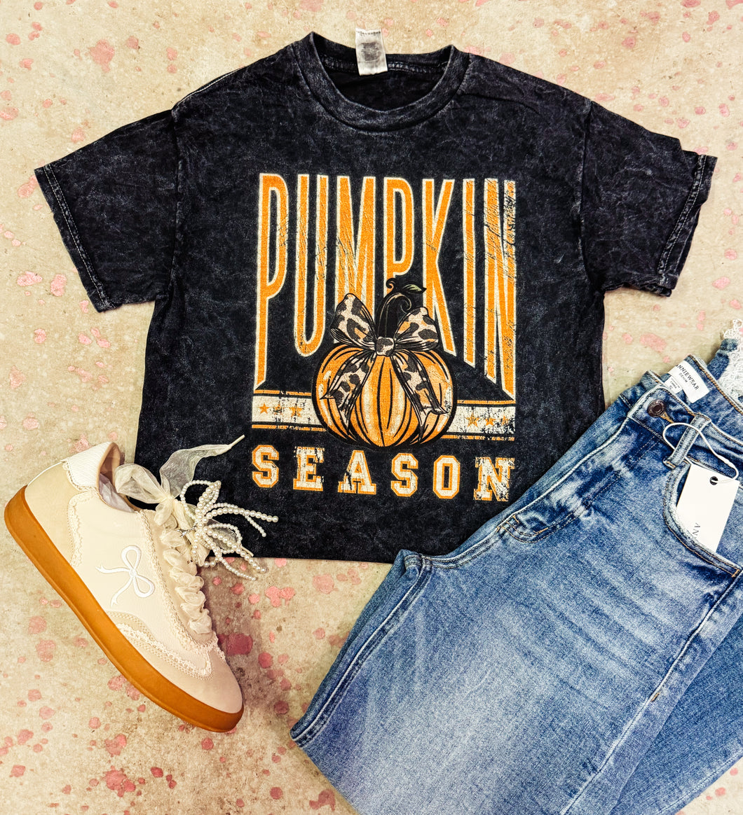 Pumpkin Season acid wash tee