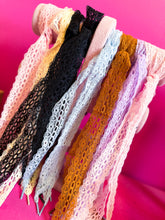 Load image into Gallery viewer, Sheer/lace shoe laces
