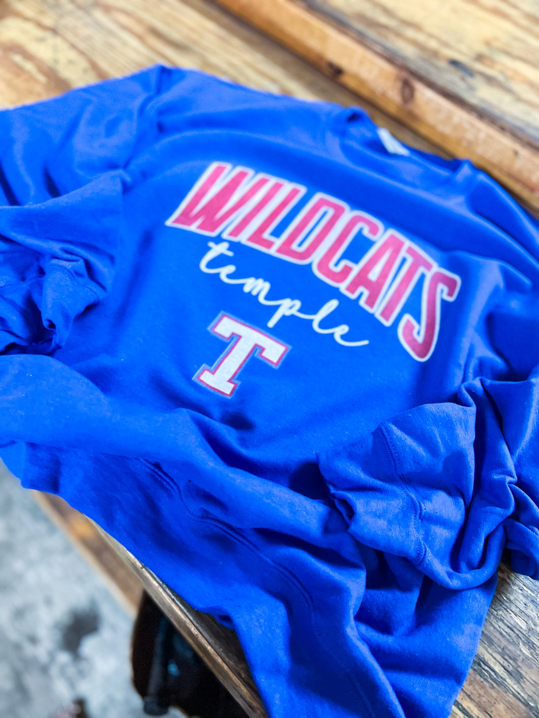 Temple Wildcats Arch crewneck