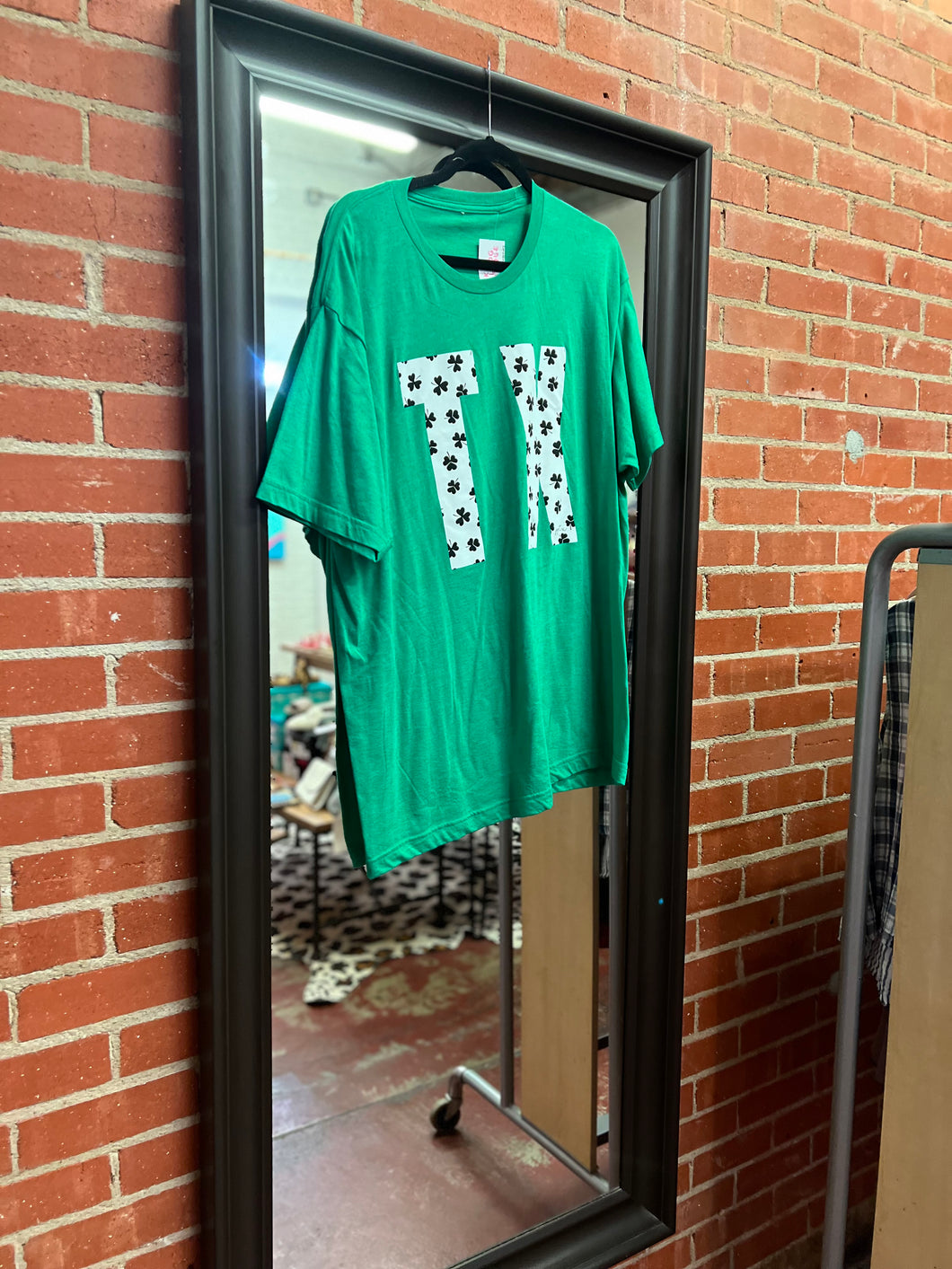 Green Pink Bulldog Womens Top, XL