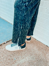 Load image into Gallery viewer, Acid wash French Terry set
