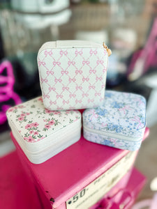 Vintage jewelry box