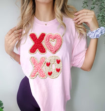 Load image into Gallery viewer, XOXO yarn
