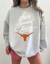 Load image into Gallery viewer, She’s choosin’ Texas
