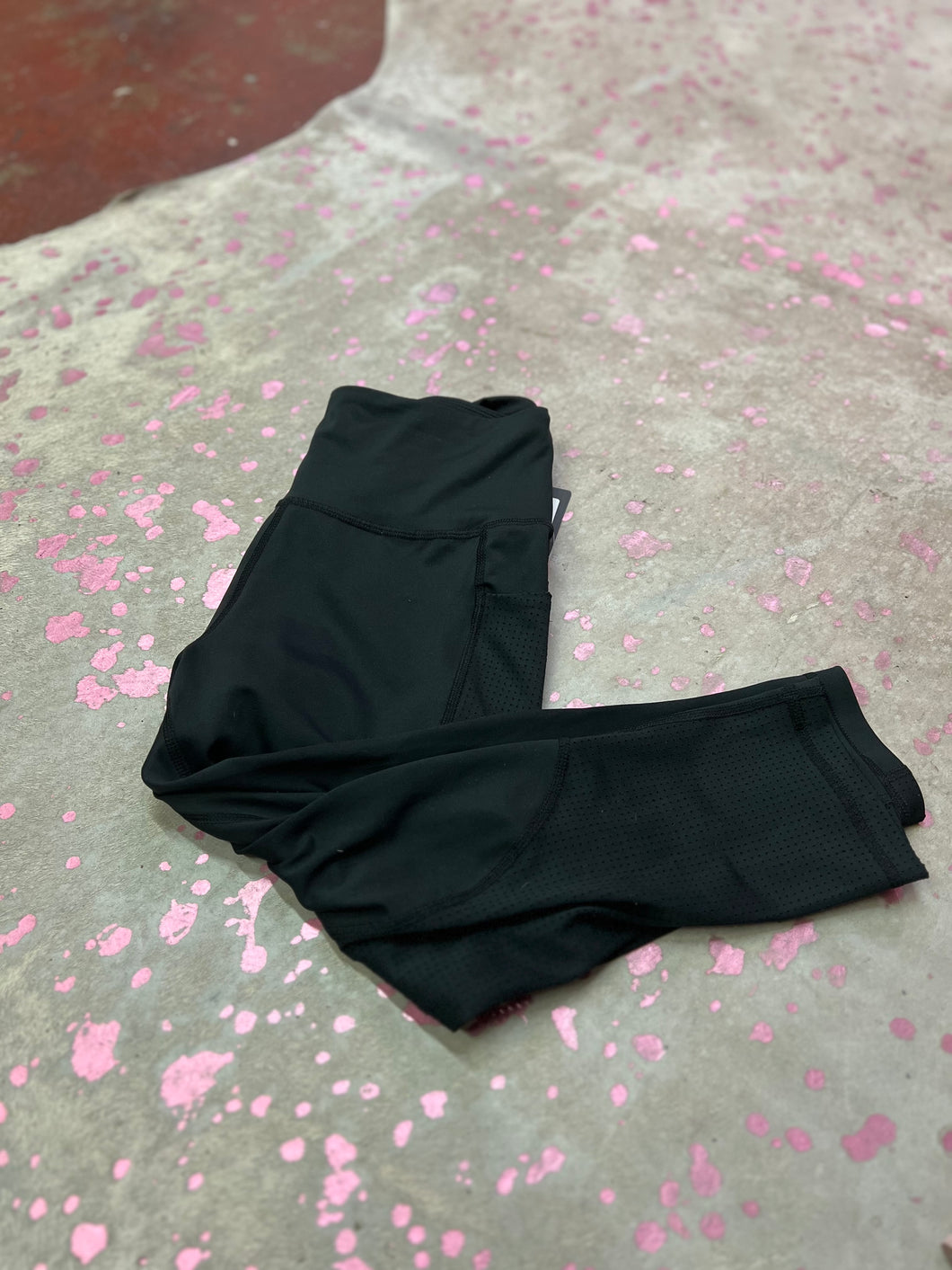 Black Ray Pose Leggings, Small