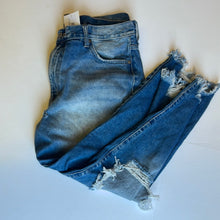 Load image into Gallery viewer, Denim KanCan Jeans, 15
