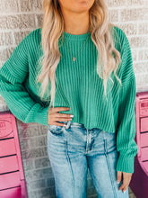 Load image into Gallery viewer, Cropped Knit Sweater With Crew Neck
